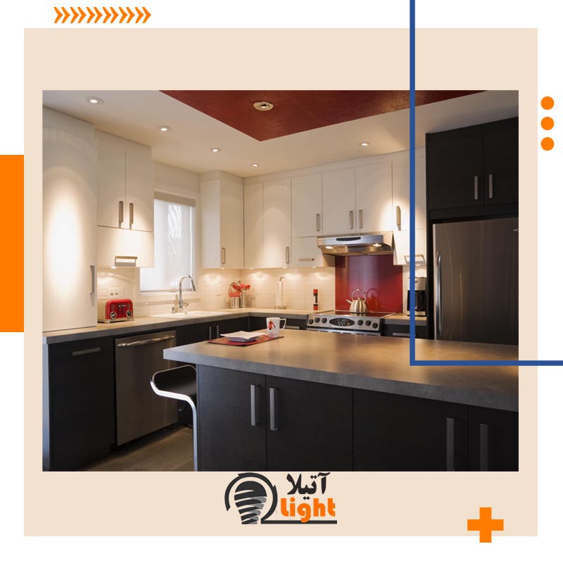 چراغ سقفی در آشپزخانه
