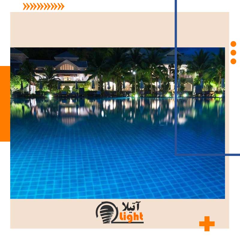 پروژکتور استخر
