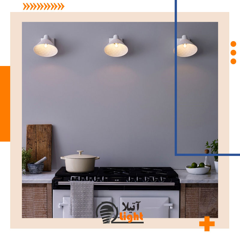 چراغ دیواری