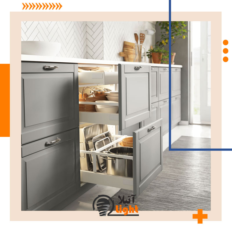 به کار بردن چراغ درون کشوها برای نورپردازی آشپزخانه کوچک