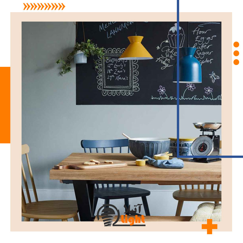 از رنگ ها بهره ببرید.