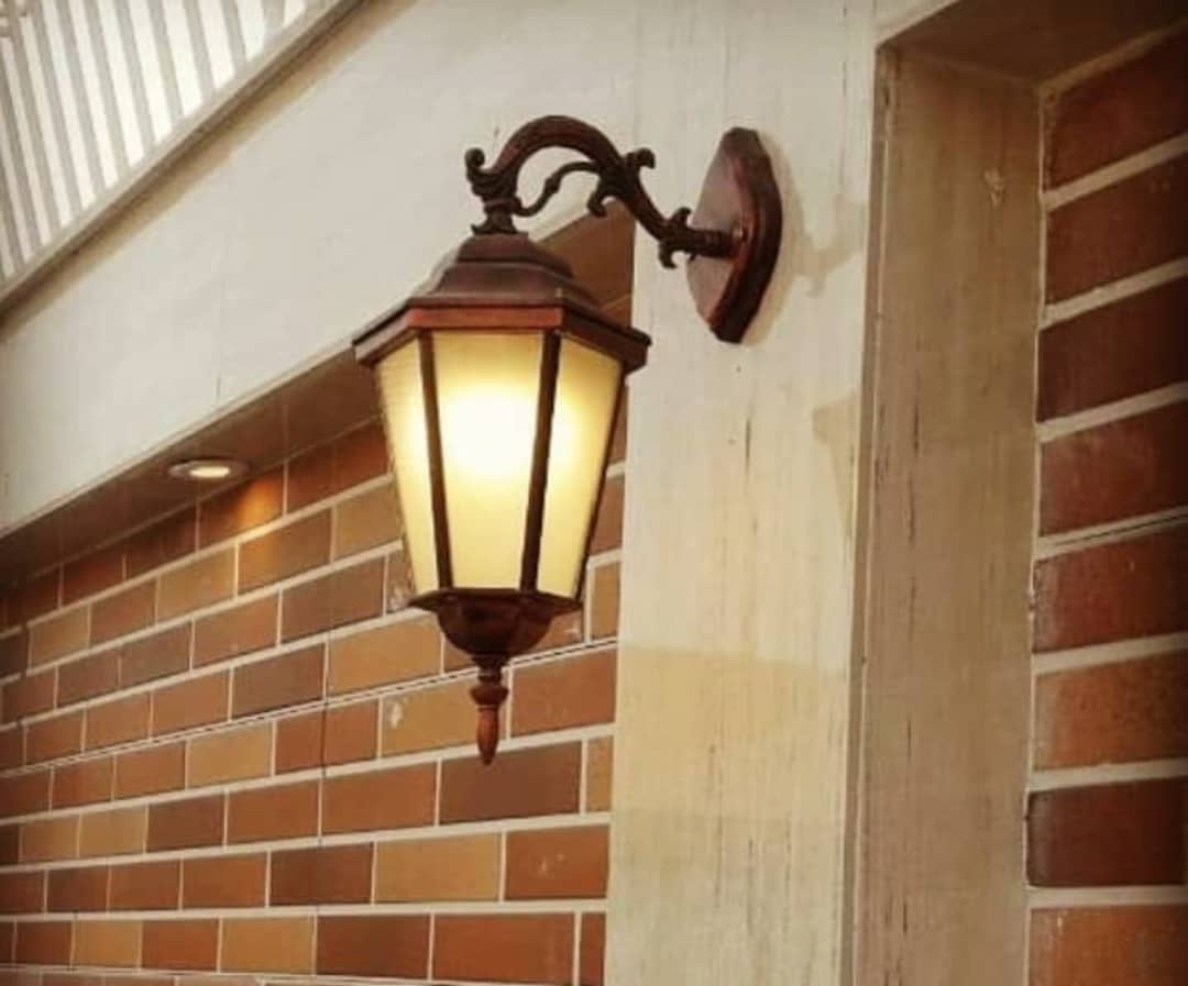 چراغ دیواری رومی پایه آلومینیوم 141 چراغ دیواری رومی پایه آلومینیوم