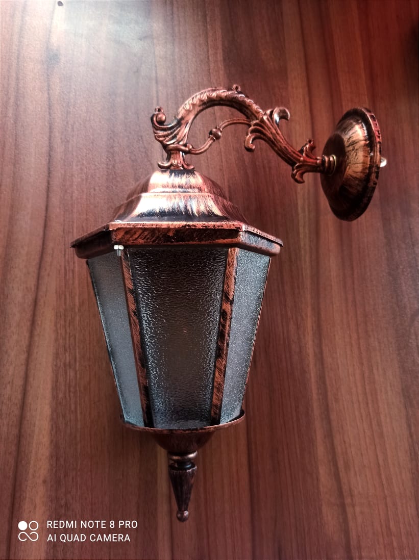 چراغ دیواری رومی پایه آلومینیوم 141 چراغ دیواری رومی پایه آلومینیوم 141