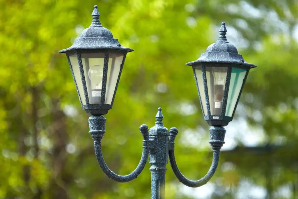 خرید چراغ پارکی