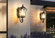 ۱۰ مدل چراغ حیاطی